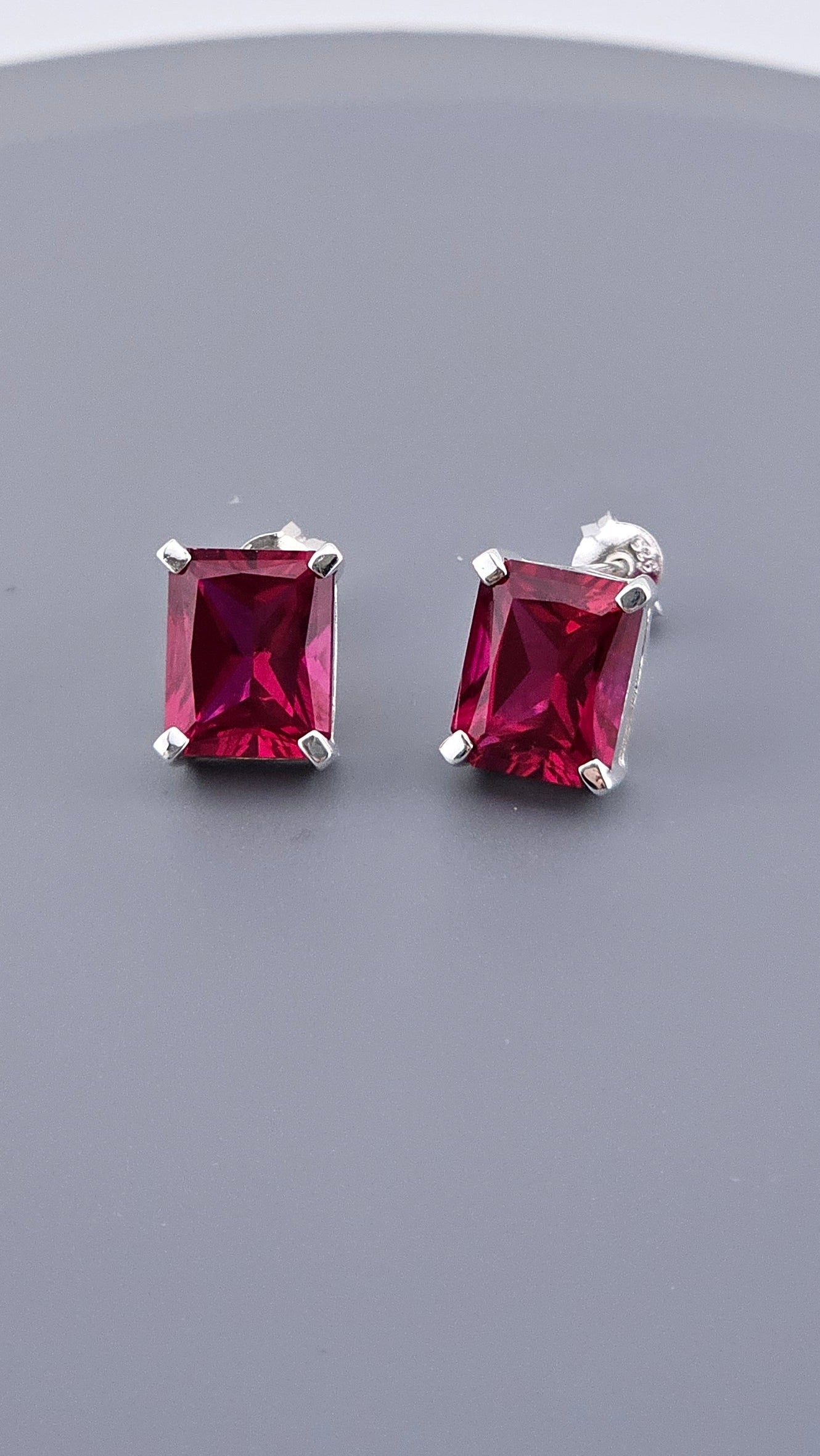 Classic 925 Sterling Silver Emerald-Cut Lab Grown Ruby Stud Earrings (3.5g)