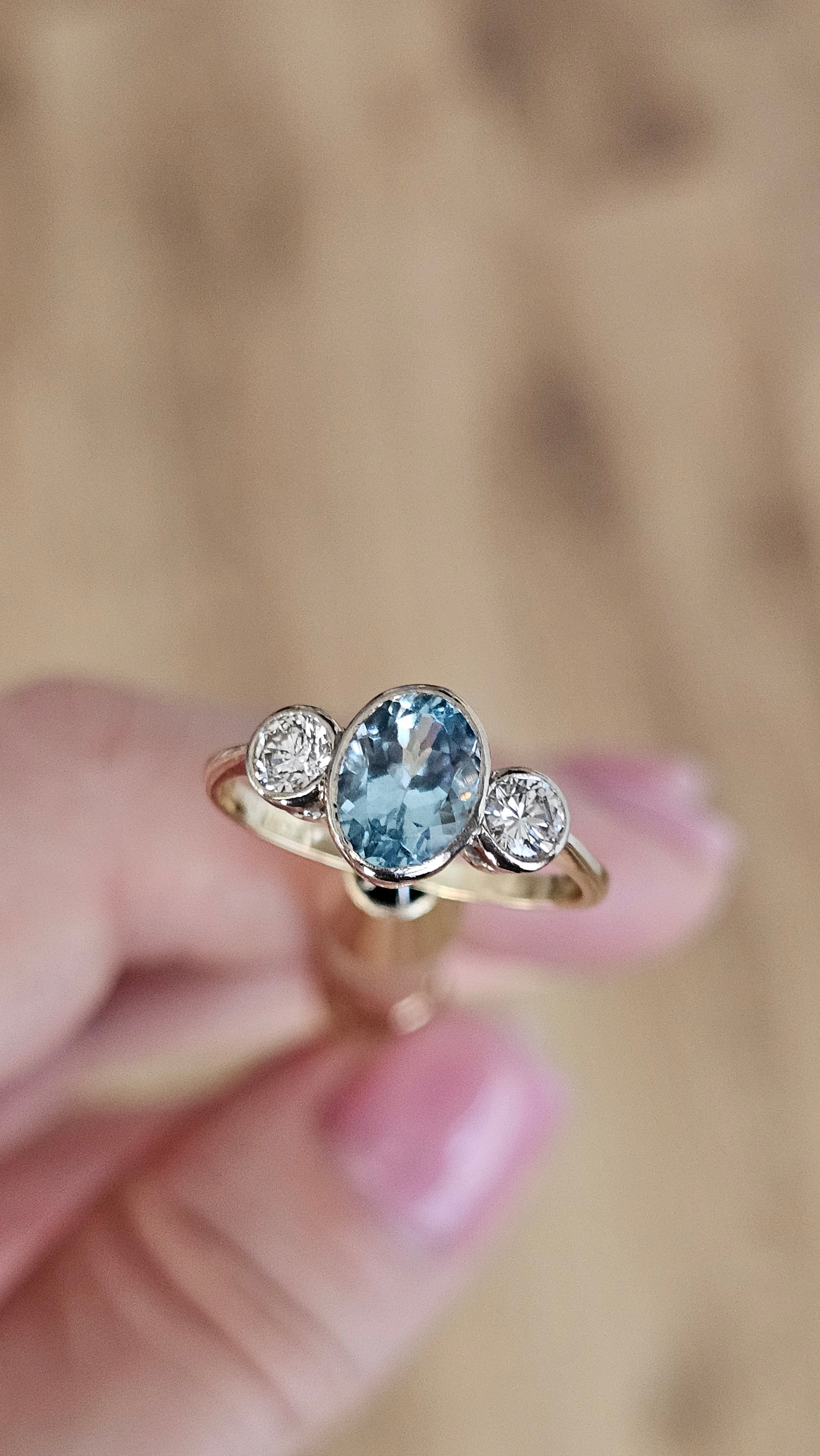 Pre-Loved 18K Yellow Gold Natural Aquamarine (1.25ct) & Diamond Trilogy Ring - Size UK N (2.65g) - WGI Certified , 18k gold trilogy ring 