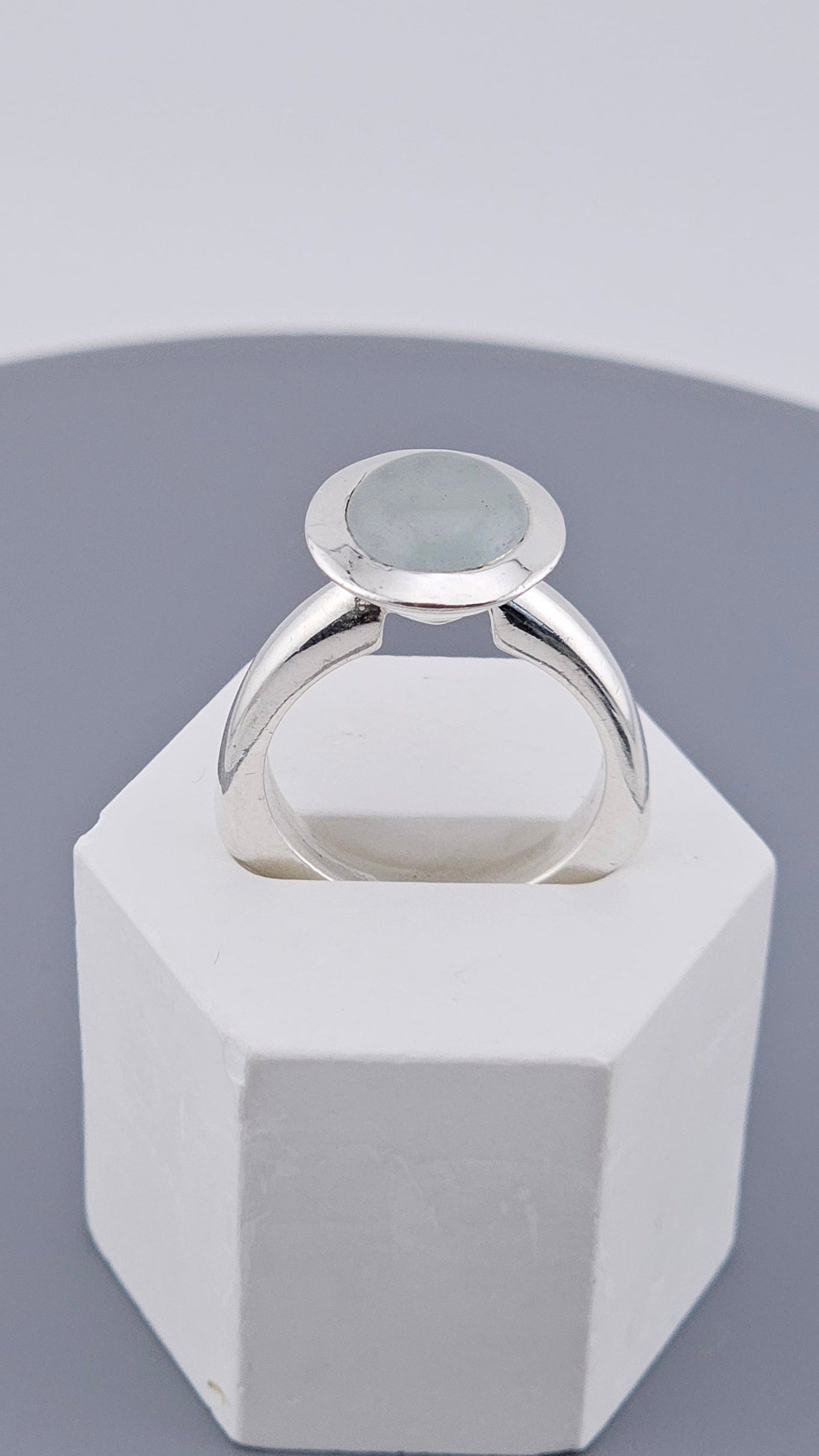 Pre-Loved Modern 925 Sterling Silver Aquamarine Cabochon Ring - Size UK M ½ / US 6.5 (7.33g)
