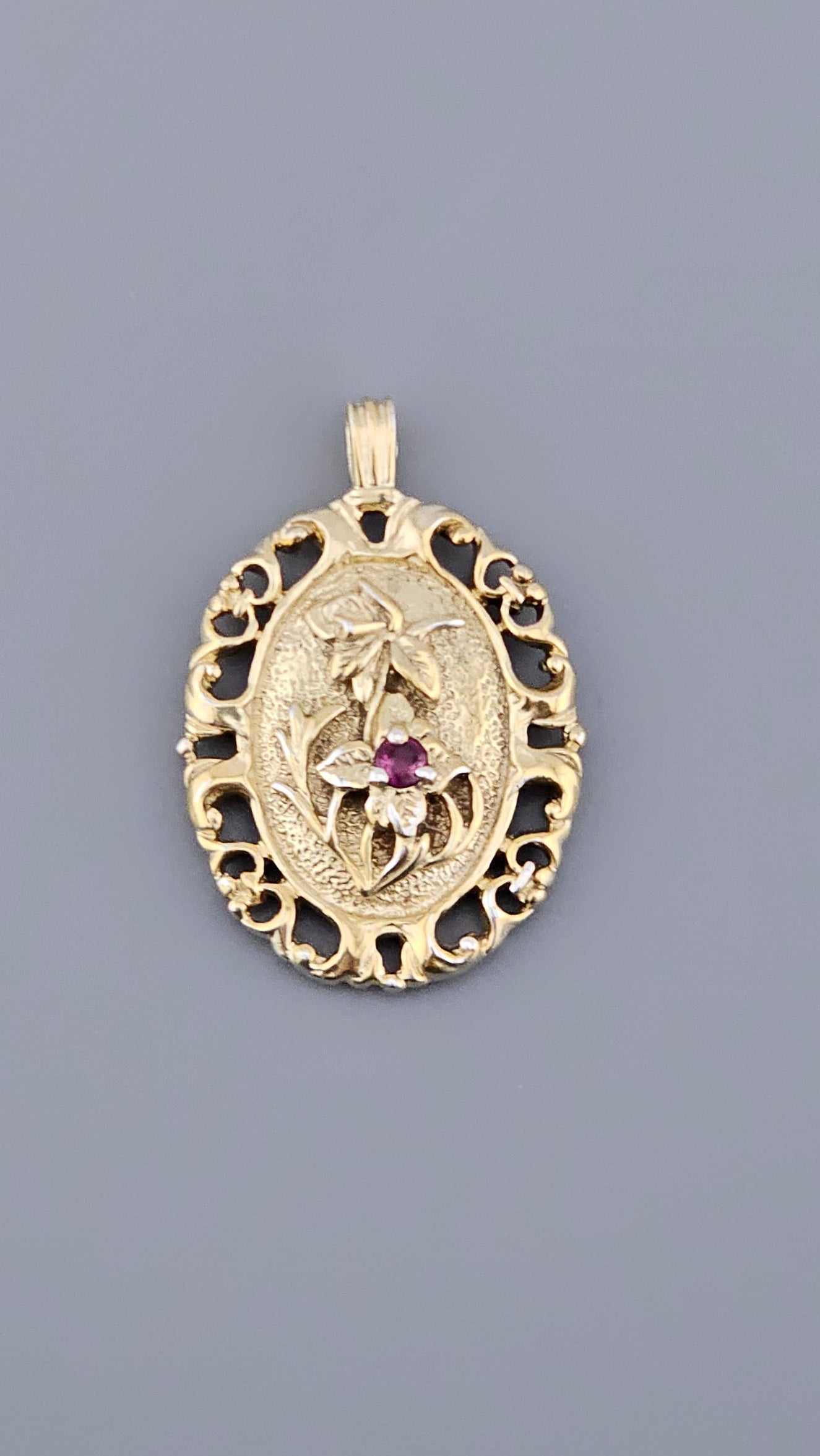 Vintage Silver Gilt Ruby Floral Pendant – "Happily Wed" Inscription – 28mm (5.58g)