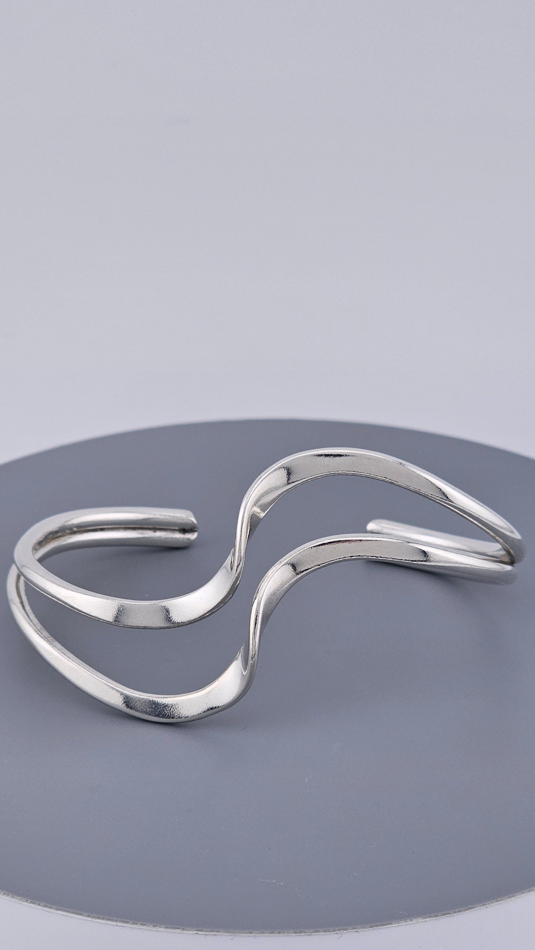 Vintage Taxco Mexico 925 Sterling Silver Wavy Ribbon Cuff Bracelet