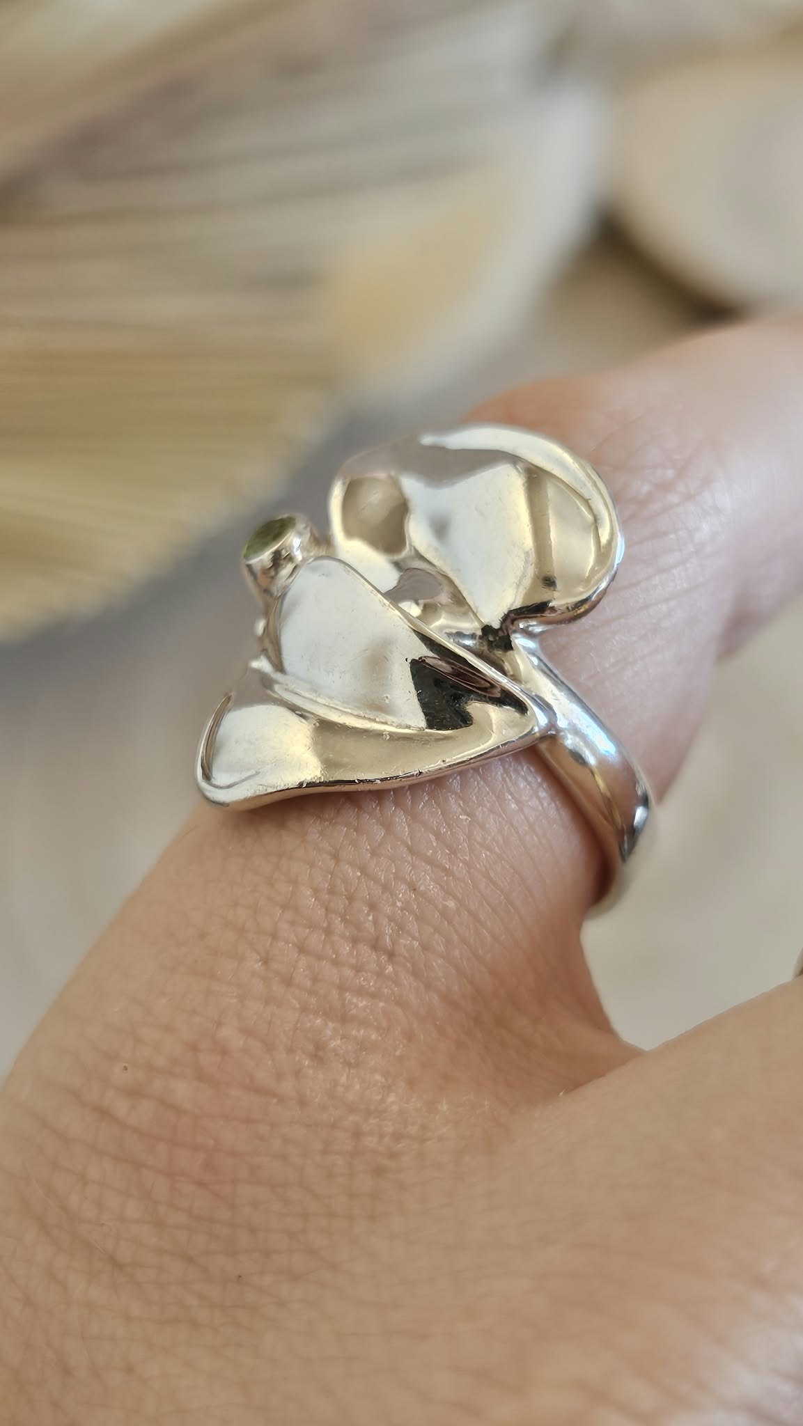 925 Sterling Silver Natural Peridot Leaf Statement Ring Size P 7.14g