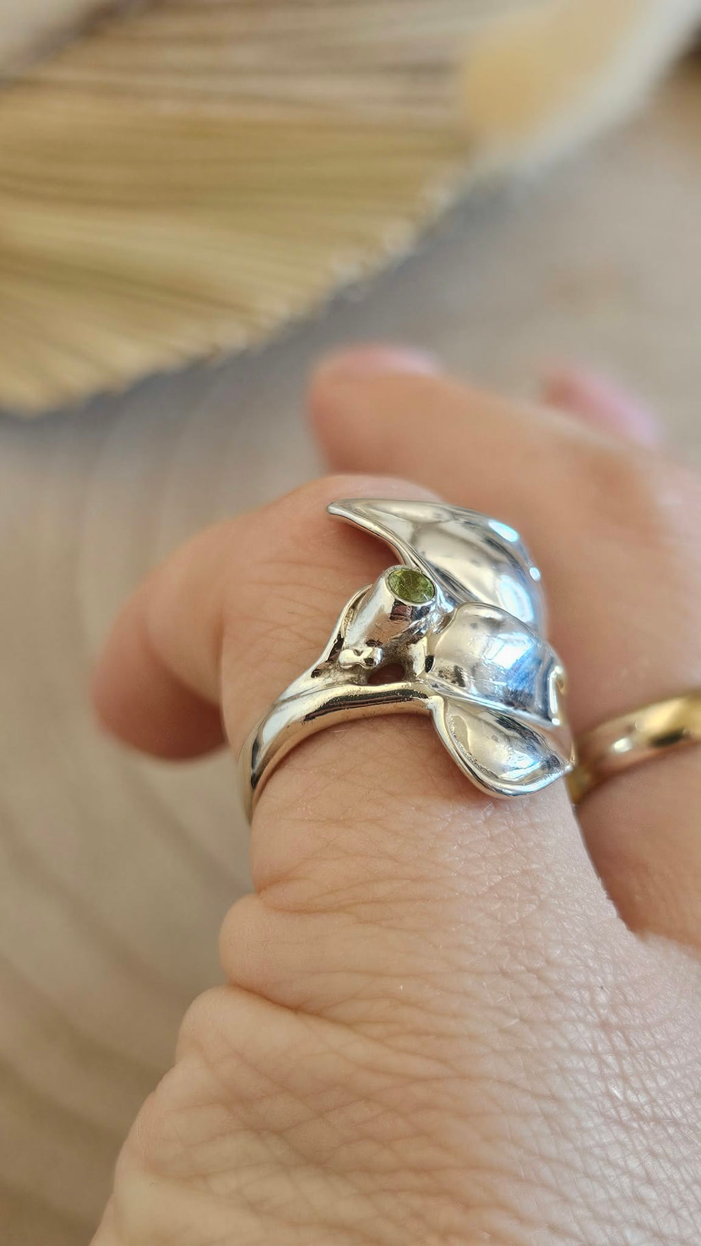 925 Sterling Silver Natural Peridot Leaf Statement Ring Size P 7.14g