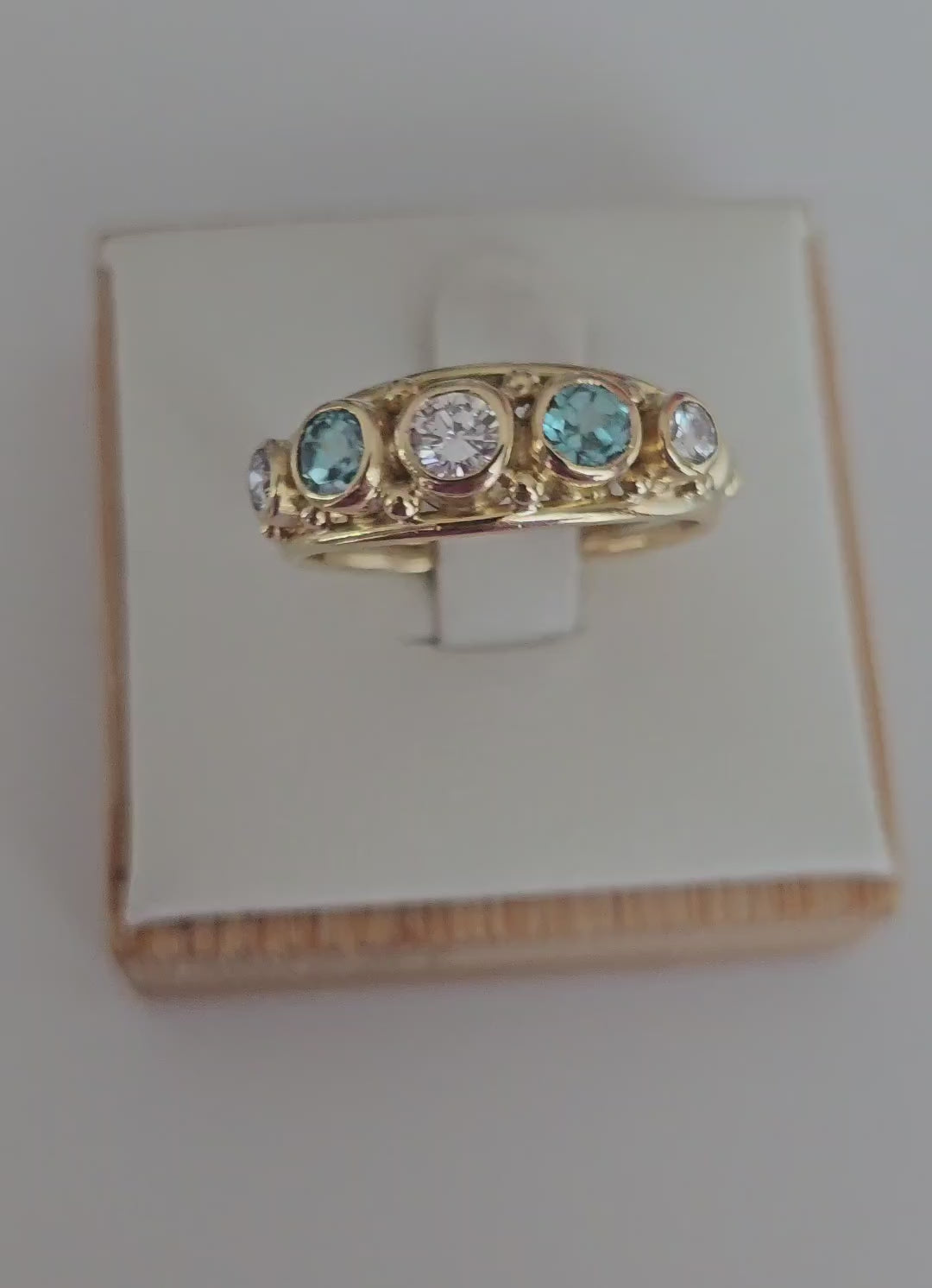 Vintage One of a Kind 18ct Yellow Gold Five Stone Ring