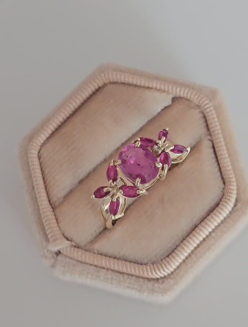 9ct Yellow Gold Natural Pink Sapphire & Diamond Ring | Size UK M 1/2 (US 6.5) | 3g