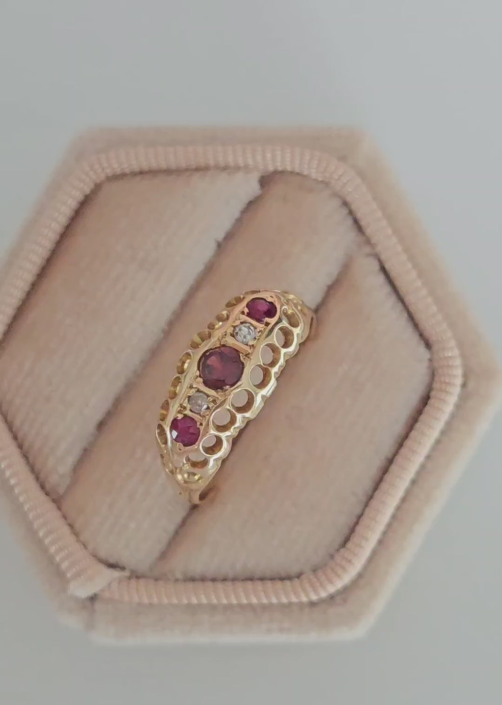 Antique 1915 Chester 18ct Gold Diamond, Garnet & Ruby Ring | L 1/2 | 2.36g
