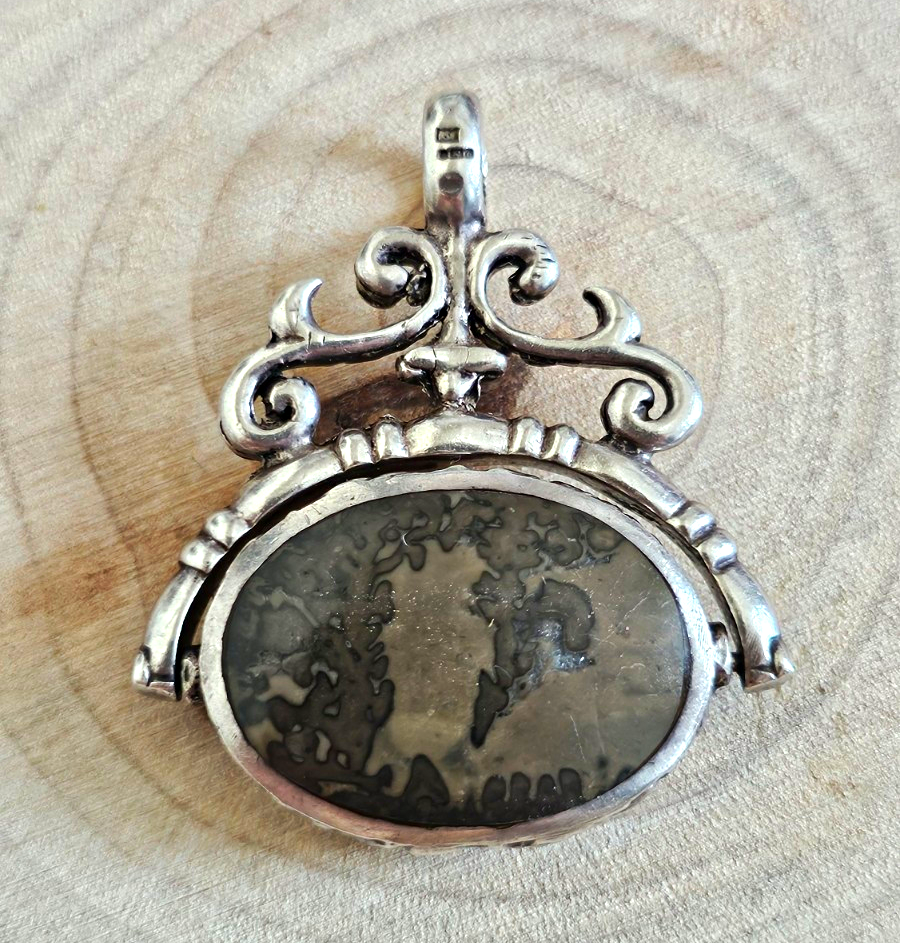 925 Sterling Silver Hallmarked Oval Bezel Reversible Pendant Cotham Marble